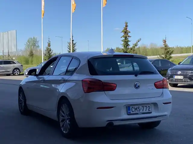 Valkoinen Viistoperä, BMW 118 – CMS-772