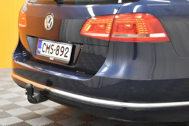 Sininen Farmari, Volkswagen Passat – CMS-892