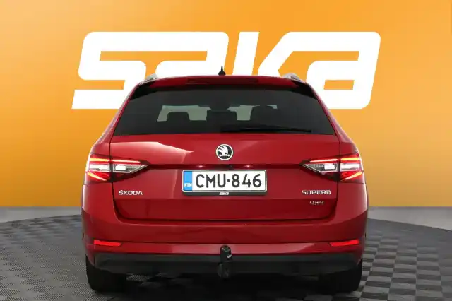 Punainen Farmari, Skoda Superb – CMU-846