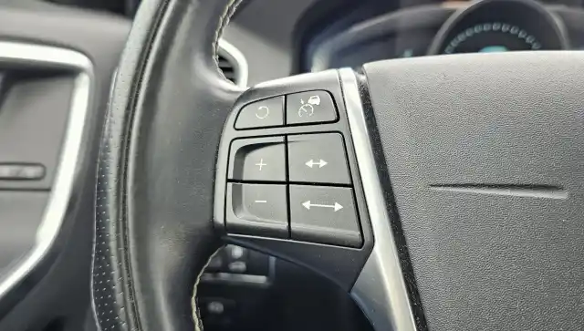 Hopea Maastoauto, Volvo XC60 – CMV-116