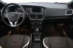 Musta Viistoperä, Volvo V40 – CMV-940, kuva 12