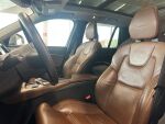 Harmaa Maastoauto, Volvo XC90 – CMX-136, kuva 5