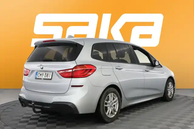 Hopea Tila-auto, BMW 216 – CMY-381