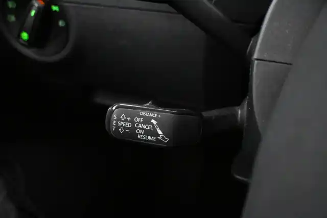 Harmaa Farmari, Skoda Octavia – CMY-466