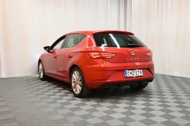 Punainen Viistoperä, Seat Leon – CMZ-279