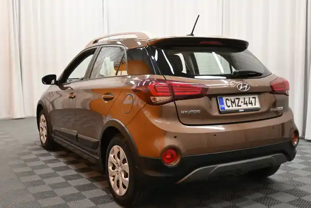 Ruskea Viistoperä, Hyundai I20 – CMZ-447