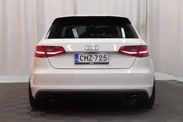 Valkoinen Viistoperä, Audi S3 – CMZ-725