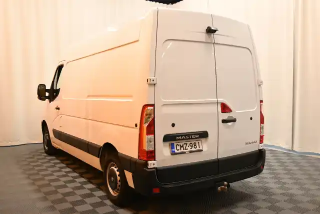 Valkoinen Pakettiauto, Renault Master – CMZ-981