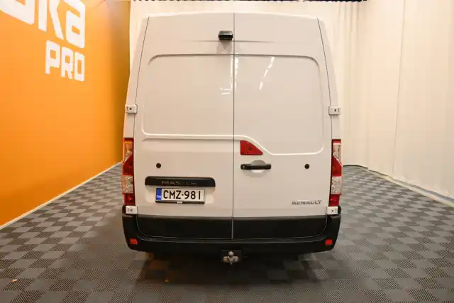 Valkoinen Pakettiauto, Renault Master – CMZ-981