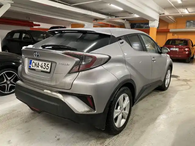 Hopea Maastoauto, Toyota C-HR – CNA-435