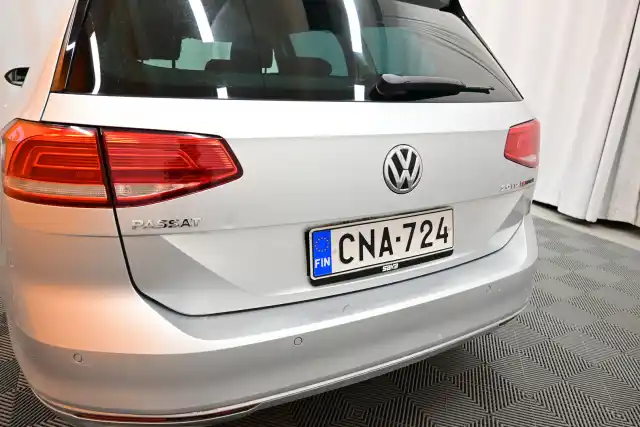 Hopea Farmari, Volkswagen Passat – CNA-724