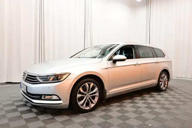 Hopea Farmari, Volkswagen Passat – CNA-724