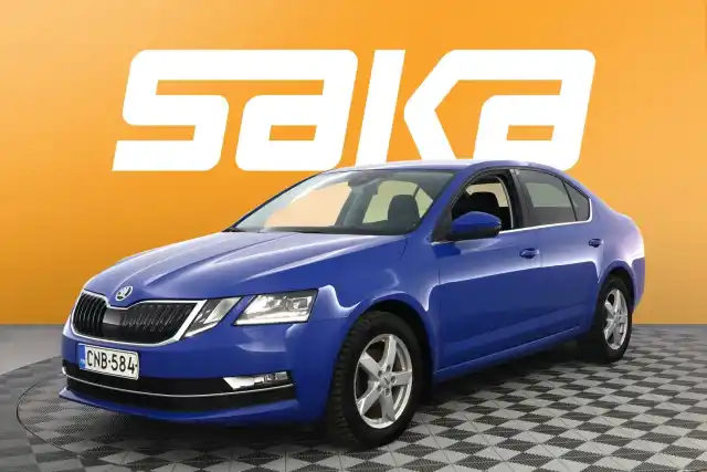 Sininen Viistoperä, Skoda Octavia – CNB-584