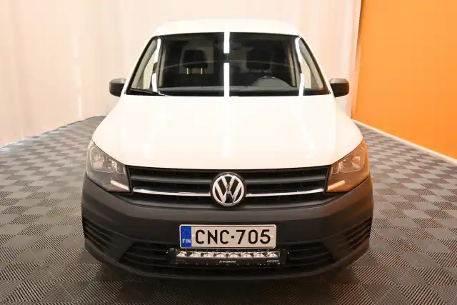 Valkoinen Pakettiauto, Volkswagen Caddy – CNC-705