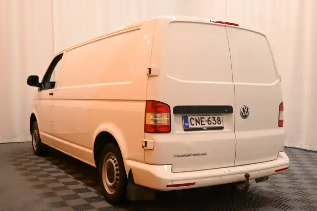 Valkoinen Pakettiauto, Volkswagen Transporter – CNE-638