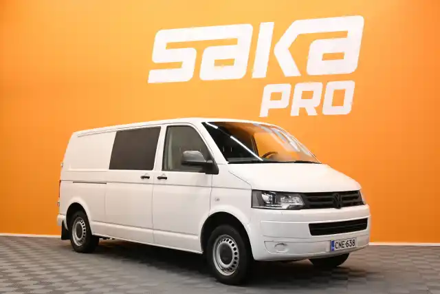 Valkoinen Pakettiauto, Volkswagen Transporter – CNE-638