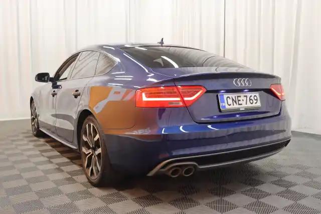 Sininen Viistoperä, Audi A5 – CNE-769