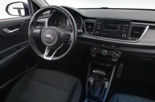 Sininen Viistoperä, Kia Rio – CNF-217