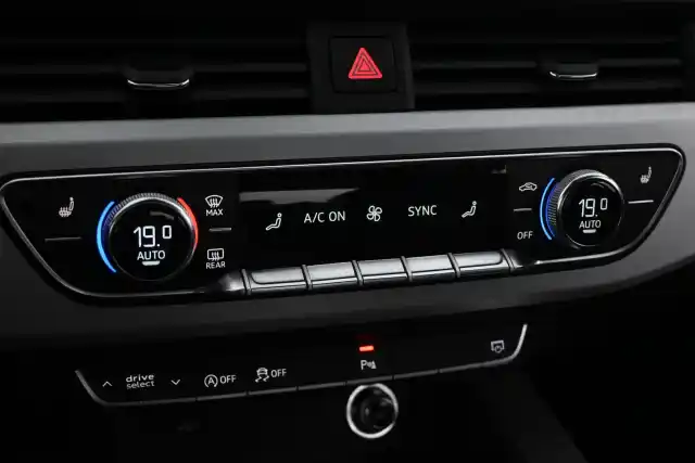 Sininen Viistoperä, Audi A5 – CNG-578