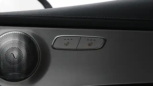Valkoinen Coupe, Mercedes-Benz GLC – CNH-635