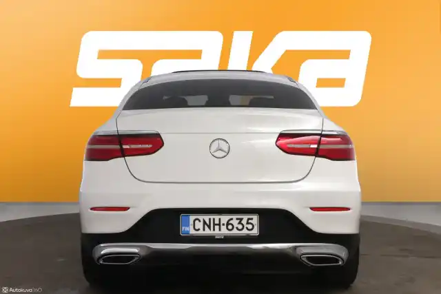 Valkoinen Coupe, Mercedes-Benz GLC – CNH-635
