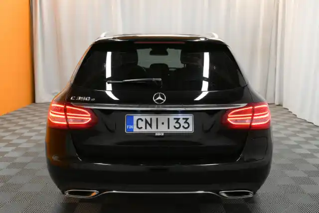 Musta Farmari, Mercedes-Benz C – CNI-133