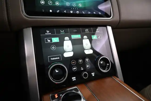 Harmaa Maastoauto, Land Rover Range Rover – CNI-222