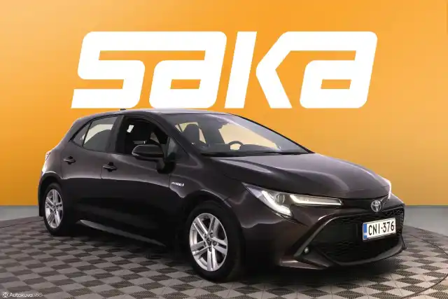 Ruskea Viistoperä, Toyota Corolla – CNI-376