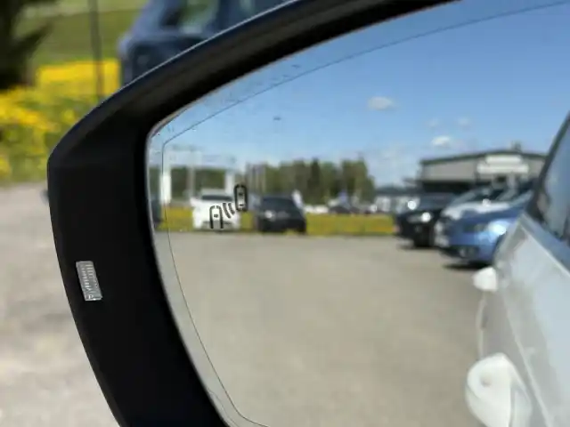Valkoinen Farmari, Skoda Octavia – CNJ-365