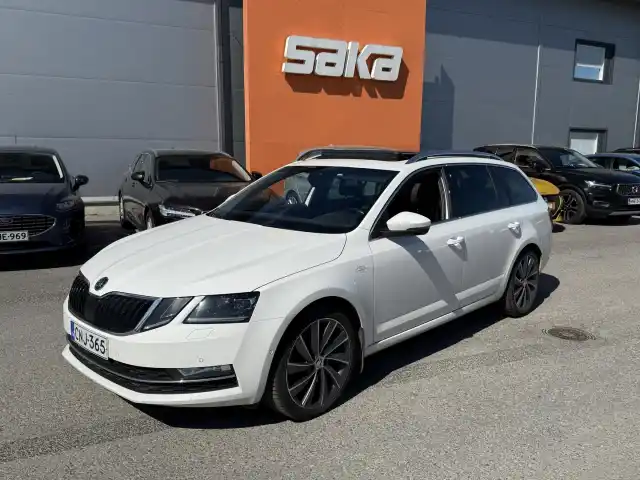 Valkoinen Farmari, Skoda Octavia – CNJ-365