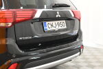 Musta Maastoauto, Mitsubishi Outlander PHEV – CNJ-950, kuva 10