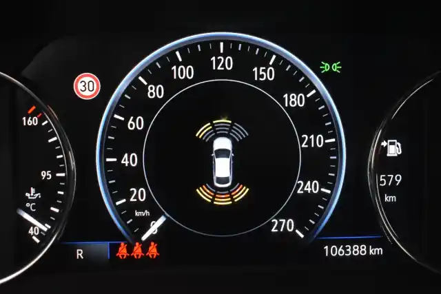 Valkoinen Viistoperä, Opel Insignia – CNK-257