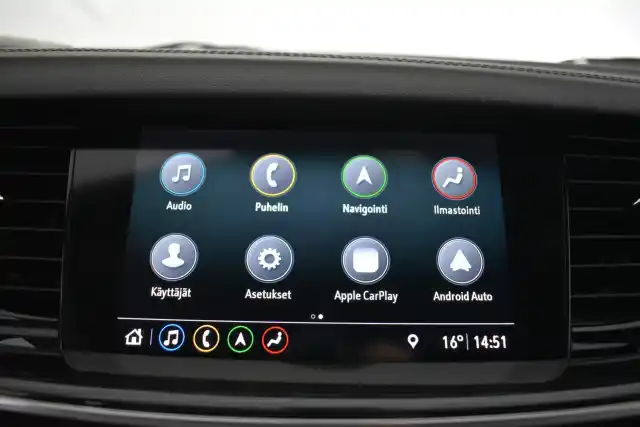 Valkoinen Viistoperä, Opel Insignia – CNK-257