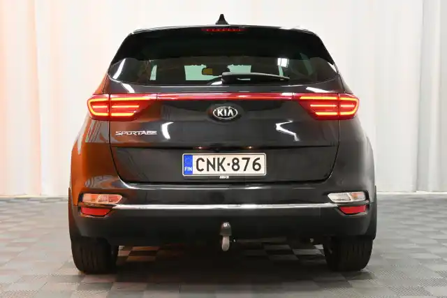 Musta Maastoauto, Kia Sportage – CNK-876