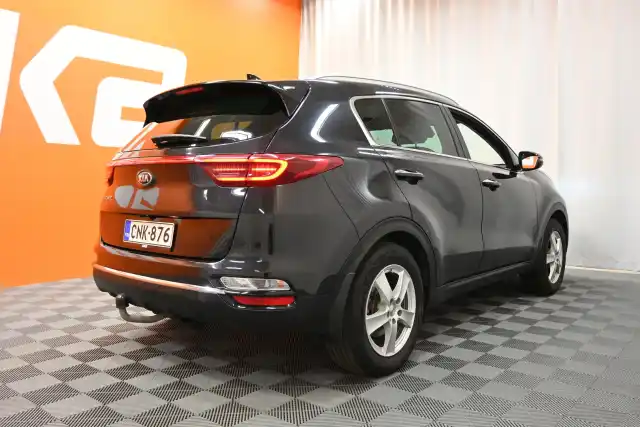 Musta Maastoauto, Kia Sportage – CNK-876