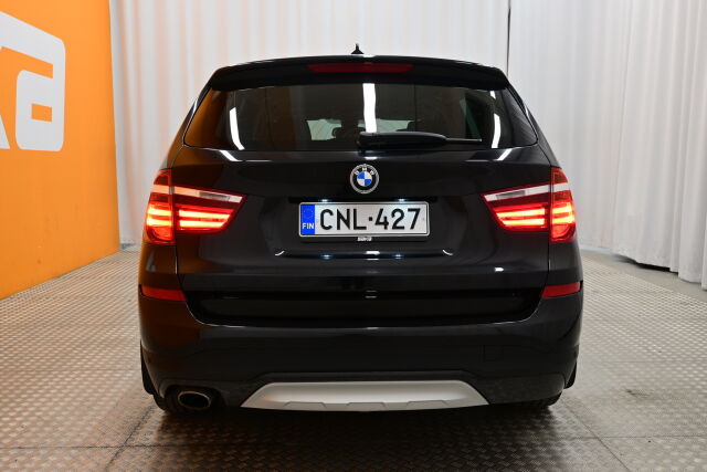 Musta Maastoauto, BMW X3 – CNL-427