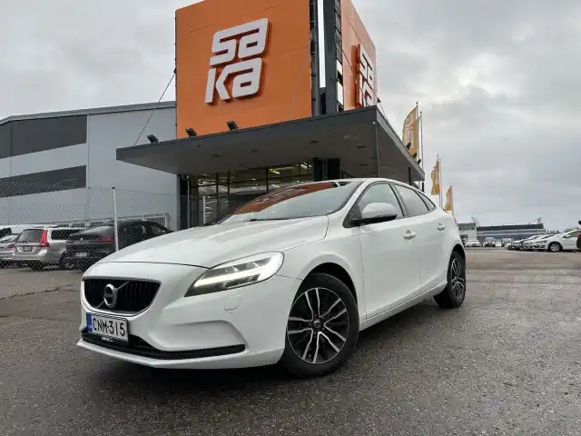 Valkoinen Viistoperä, Volvo V40 – CNM-315