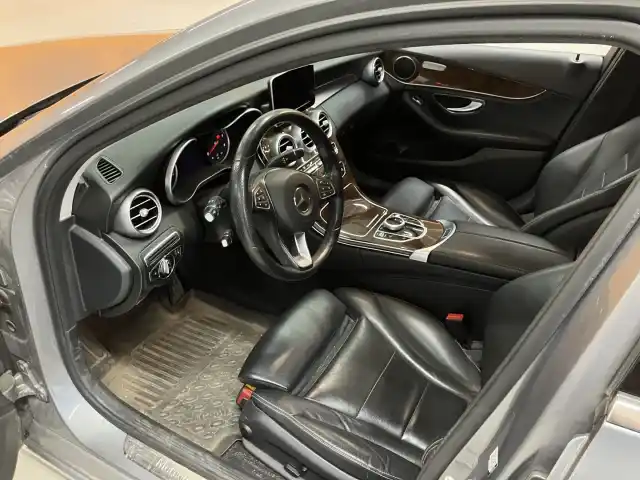 Harmaa Farmari, Mercedes-Benz C – CNM-470