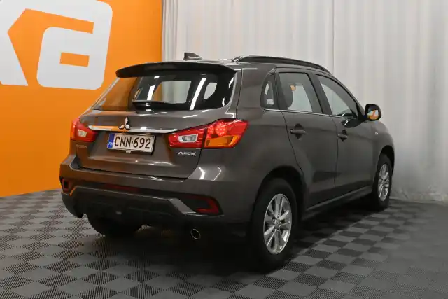 Beige Maastoauto, Mitsubishi ASX – CNN-692