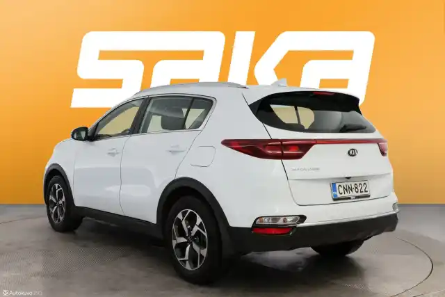 Valkoinen Maastoauto, Kia Sportage – CNN-822