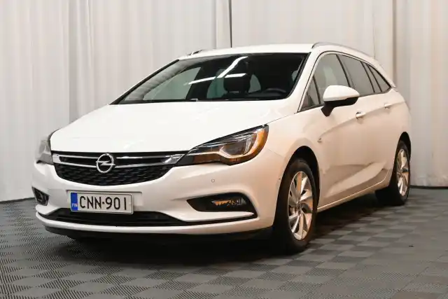 Valkoinen Farmari, Opel Astra – CNN-901