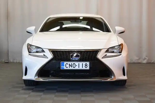 Valkoinen Coupe, Lexus RC – CNO-118