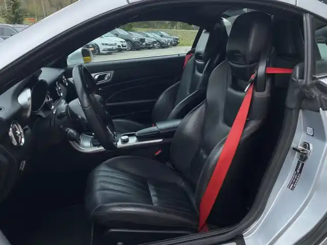 Harmaa Avoauto, Mercedes-Benz SLK – CNP-154