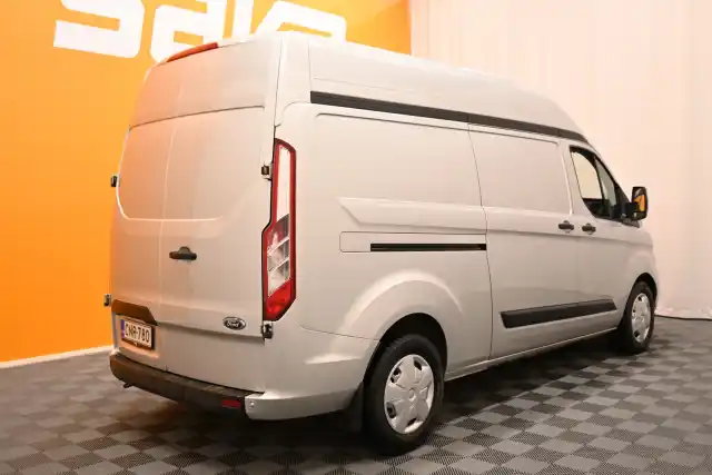 Harmaa Pakettiauto, Ford Transit Custom – CNR-780