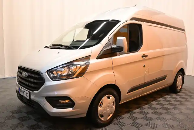 Harmaa Pakettiauto, Ford Transit Custom – CNR-780