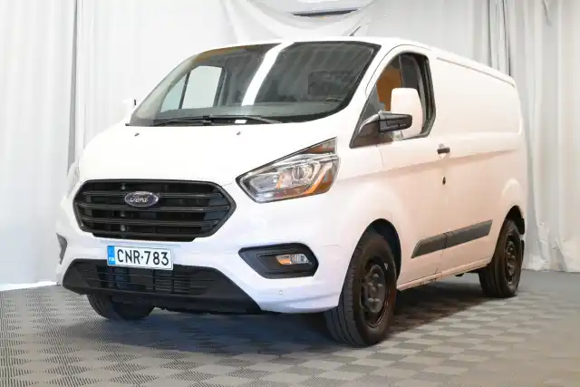 Valkoinen Pakettiauto, Ford Transit Custom – CNR-783