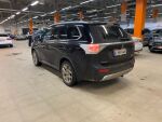 Musta Maastoauto, Mitsubishi Outlander – CNR-946, kuva 3