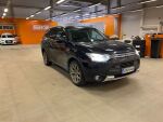 Musta Maastoauto, Mitsubishi Outlander – CNR-946, kuva 1