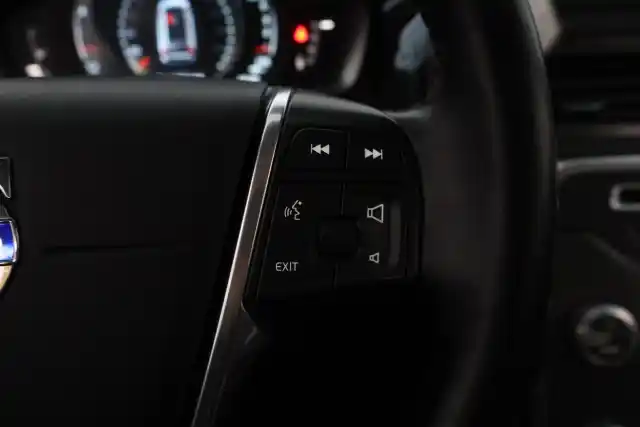 Valkoinen Farmari, Volvo XC70 – CNS-426