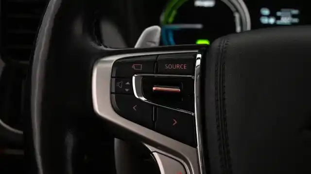 Punainen Farmari, Mitsubishi Outlander PHEV – CNS-494